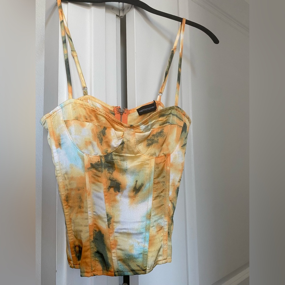 MATCHING SET TOP pretty little thing (PLT) corset. SELLING MATCHING SKIRT